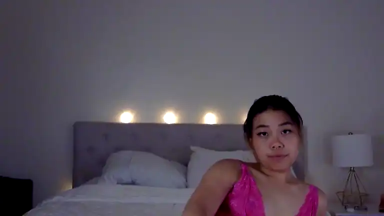 Octoberkitty – Streamate Live Cam Video – 2026-04-26 19:45:38