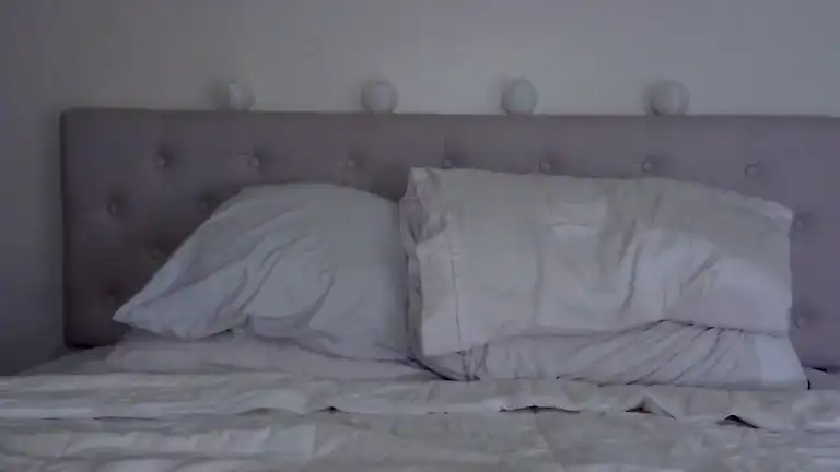 Octoberkitty – Streamate Live Cam Video – 2026-05-25 18:23:04