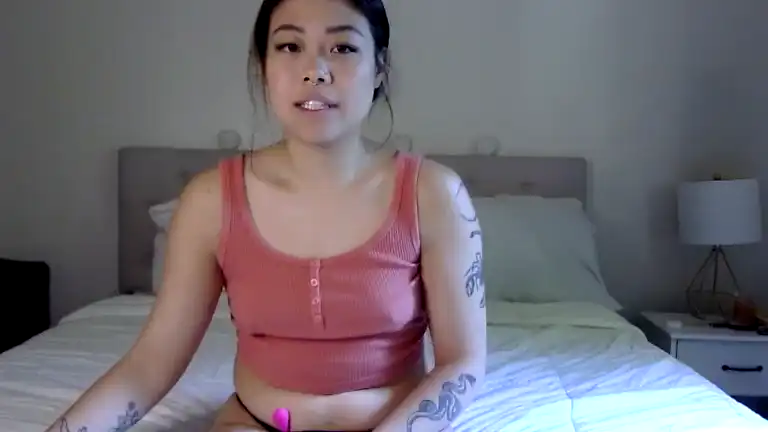 Octoberkitty – Streamate Live Cam Video – 2025-07-26 19:04:00