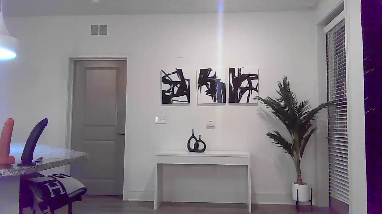 Tarahdustin – Xlovecam Live Cam Video – 2025-03-05 01:54:05