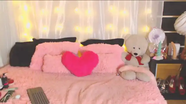 Tarahdustin – Xlovecam Live Cam Video – 2025-03-28 08:36:06