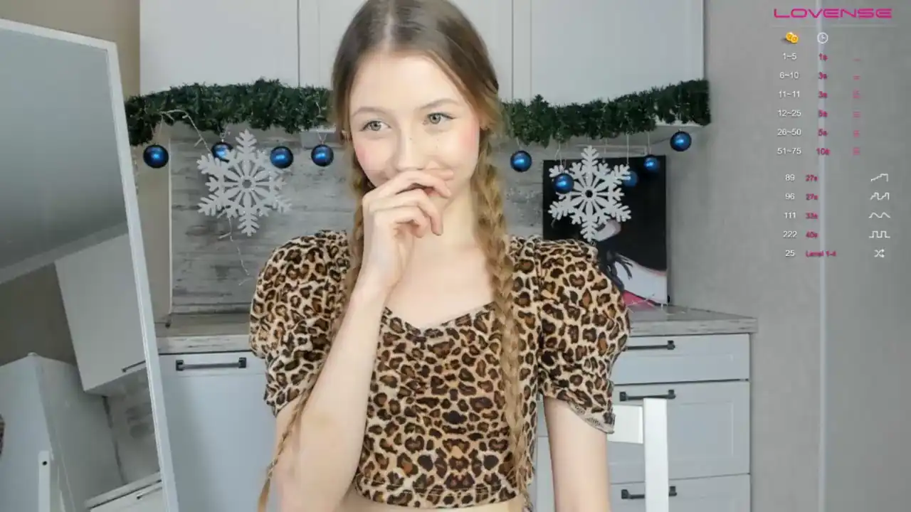 Beverlyvega – Chaturbate Live Cam Video – 2025-08-08 05:27:22
