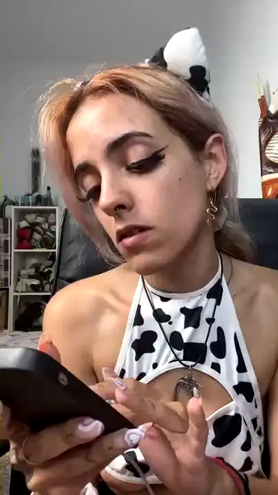Purple_angel1 – Amateur.tv Live Cam Video – 2025-09-25 18:54:11