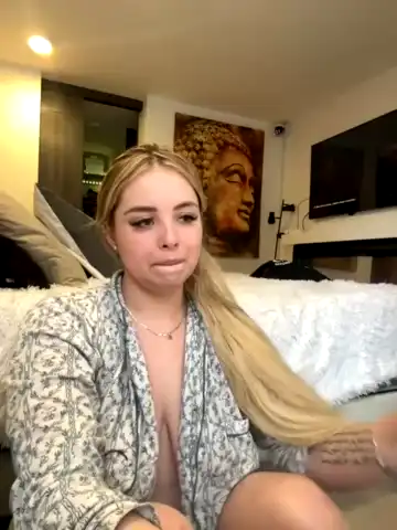 Alirawrz – Stripchat Live Cam Video – 2025-05-24 16:37:01