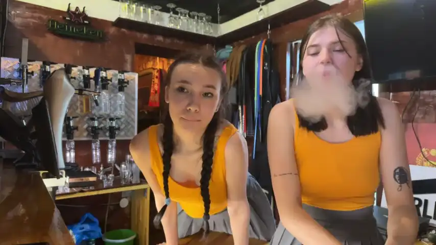 Dirtypub – Stripchat Live Cam Video – 2025-10-19 19:02:58
