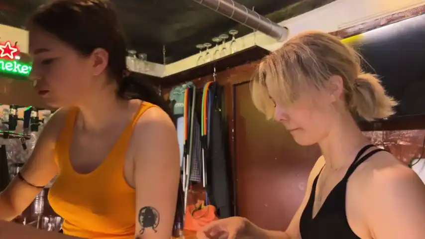 Dirtypub – Stripchat Live Cam Video – 2025-09-29 15:16:31