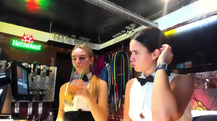 Dirtypub – Stripchat Live Cam Video – 2025-11-10 15:59:18