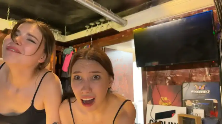 Dirtypub – Stripchat Live Cam Video – 2025-10-27 06:39:31