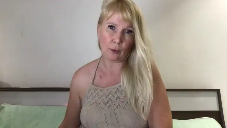 Emmainlove – Streamate Live Cam Video – 2025-11-05 17:55:22