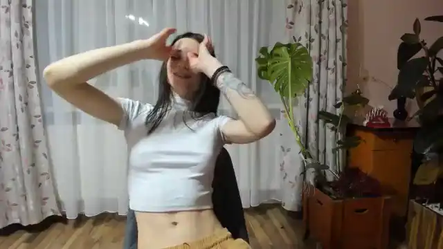 Explcont – Myfreecams Live Cam Video – 2025-04-05 03:04:14