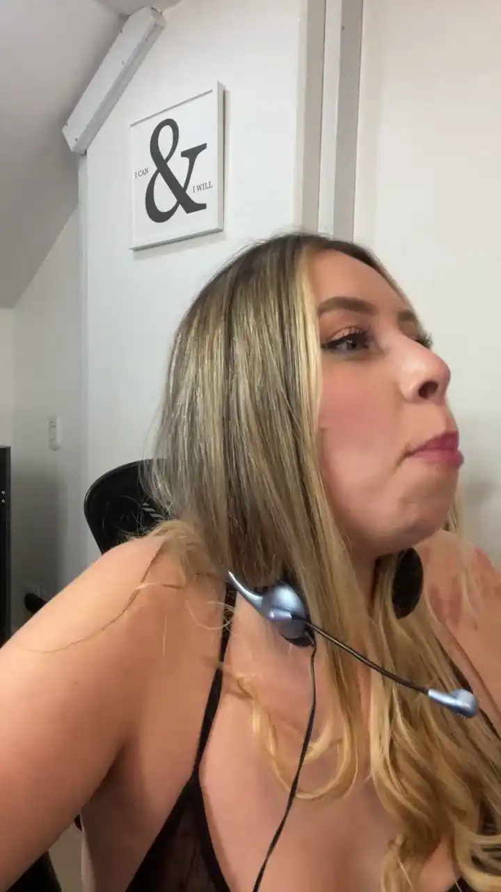 Jannelowry – Xlovecam Live Cam Video – 2025-09-25 06:13:38