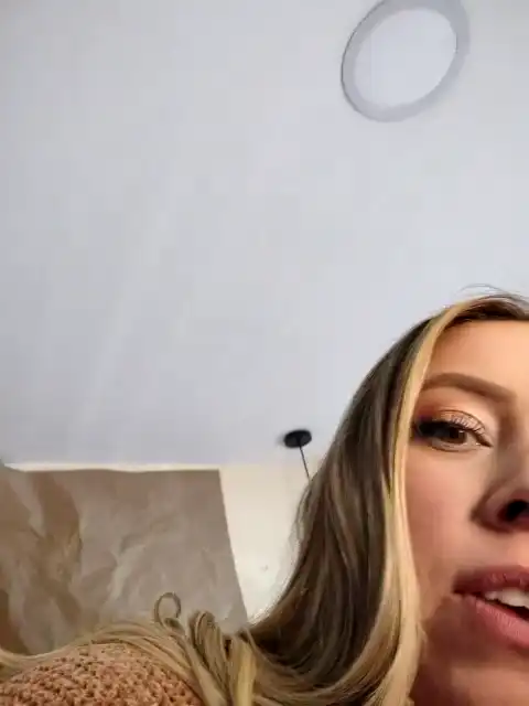 Jannelowry – Xlovecam Live Cam Video – 2025-10-23 08:13:38