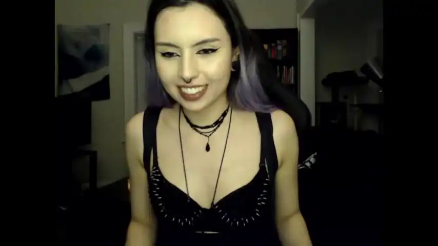 Runacrow – Chaturbate Live Cam Video – 2026-05-23 12:36:29