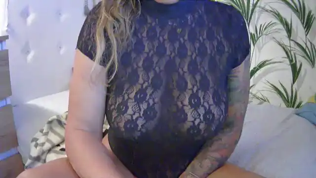 Amanta_ – Showup Live Cam Video – 2025-05-25 18:19:42