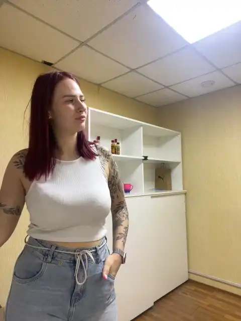 Innysik – Xlovecam Live Cam Video – 2025-07-13 14:21:33