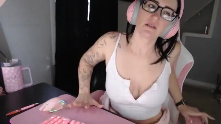Ariannamae18 – Streamate Live Cam Video – 2025-09-21 04:53:02