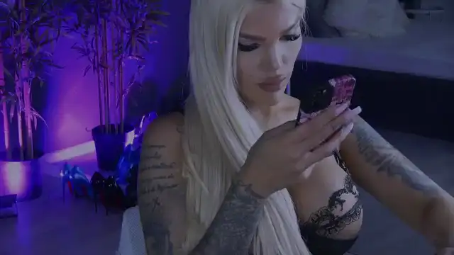 Shayblonde – Myfreecams Live Cam Video – 2025-12-18 07:59:58