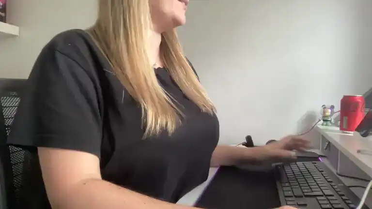 Tittietia19 – Streamate Live Cam Video – 2025-07-01 05:17:42