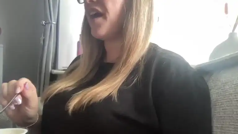 Tittietia19 – Streamate Live Cam Video – 2025-11-14 12:14:03
