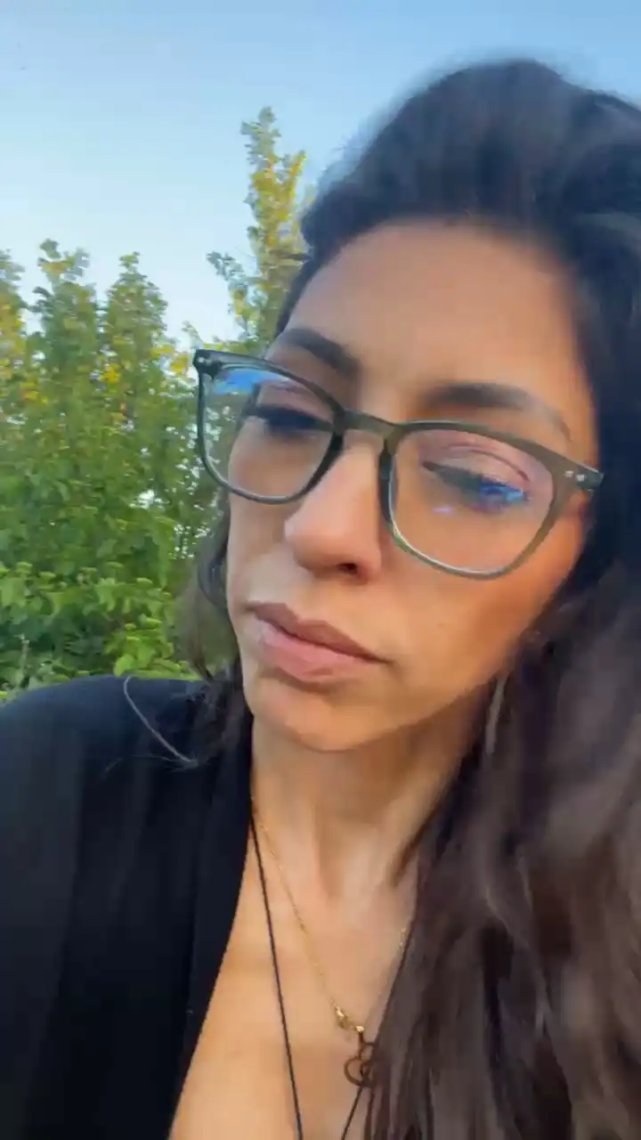 Amanilouve – Cam4 Live Cam Video – 2025-09-18 23:45:10
