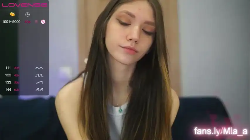 Angels_kiss – Chaturbate Live Cam Video – 2025-08-29 22:53:01