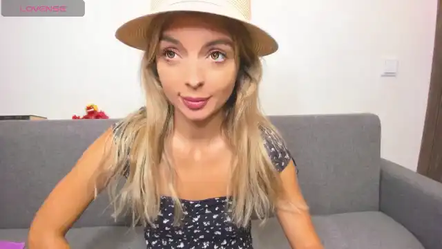 Elliefloyd – Myfreecams Live Cam Video – 2025-09-09 04:47:06