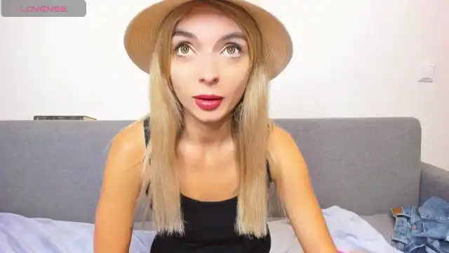 Elliefloyd – Myfreecams Live Cam Video – 2025-04-10 02:11:51