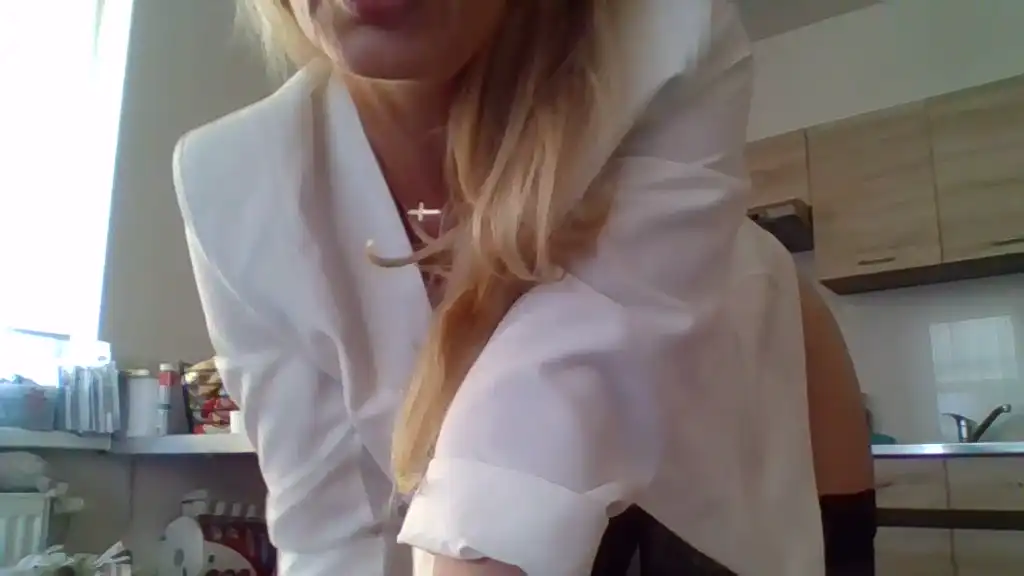 Inga197 – Showup Live Cam Video – 2025-10-06 01:20:23