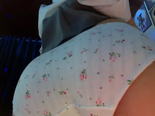 Lee_mi – Stripchat Live Cam Video – 2025-09-18 04:36:28