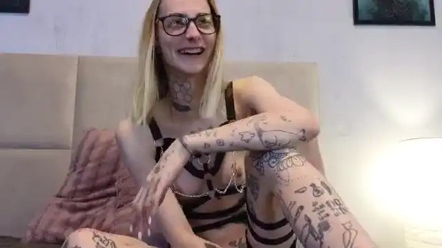 Harleyfoxy – Myfreecams Live Cam Video – 2026-02-02 02:21:20
