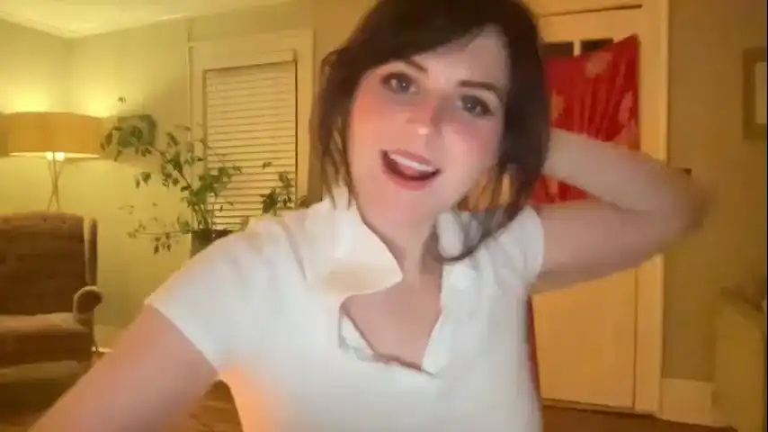 Petiteminxx – Chaturbate Live Cam Video – 2026-01-25 11:24:26