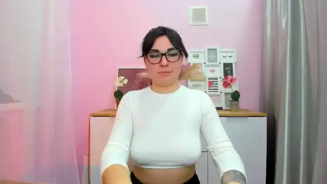 Julllytai – Myfreecams Live Cam Video – 2025-02-08 07:22:54