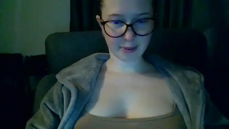 Rosiepeep – Streamate Live Cam Video – 2025-05-23 10:52:21
