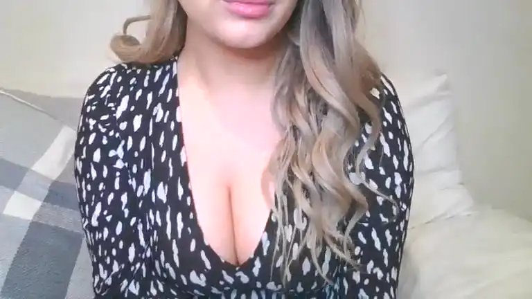 Mrsturneruk – Streamate Live Cam Video – 2025-11-21 06:09:09