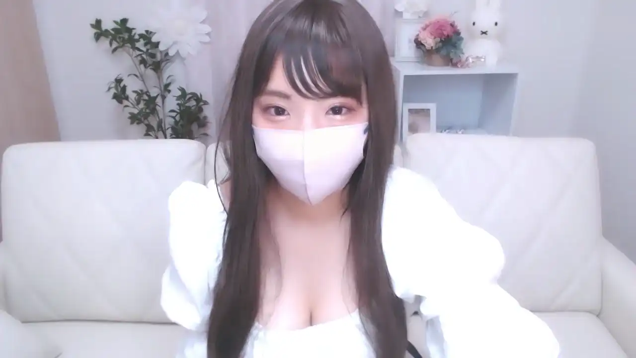 Oorizuxx – Sakuralive Live Cam Video – 2025-06-18 18:50:17