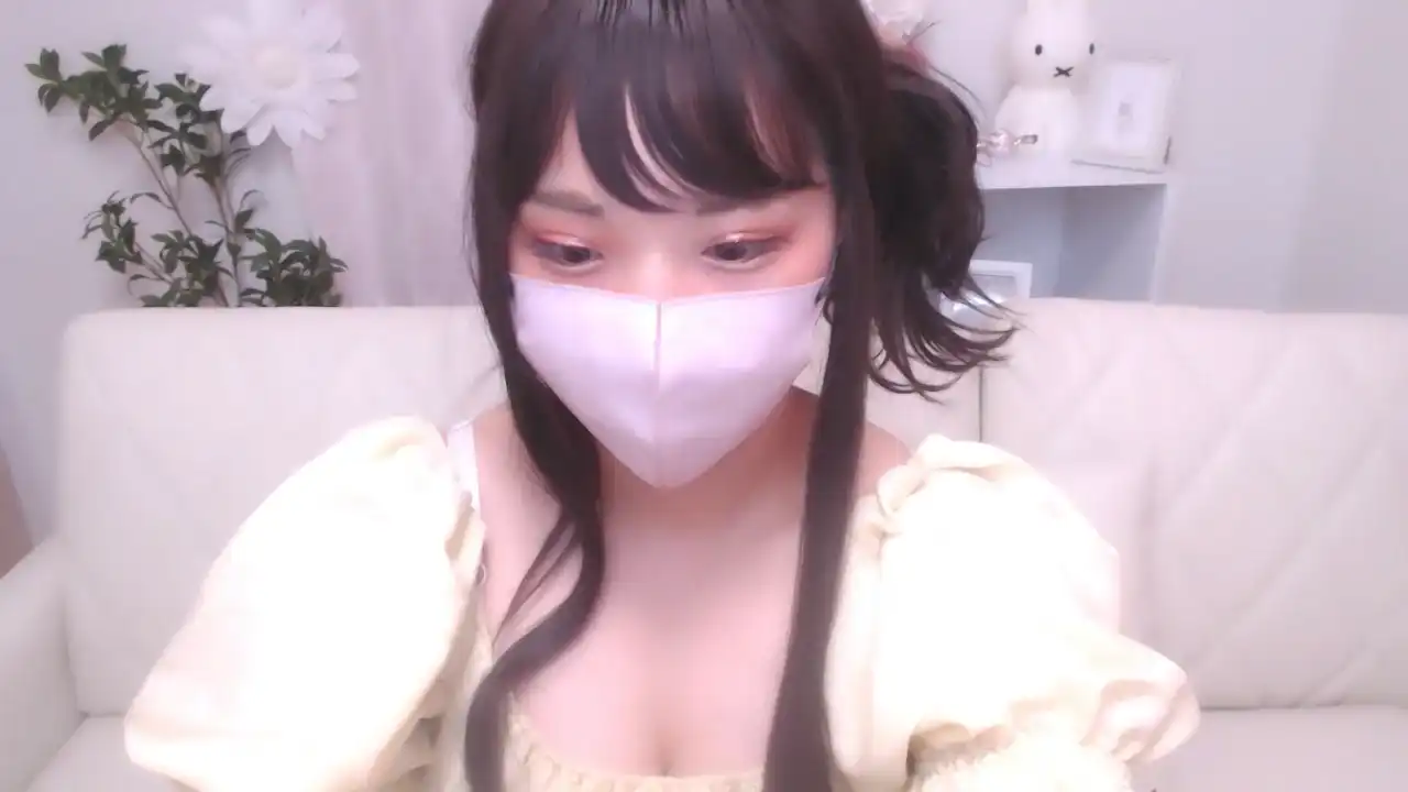 Oorizuxx – Sakuralive Live Cam Video – 2025-05-18 02:18:01