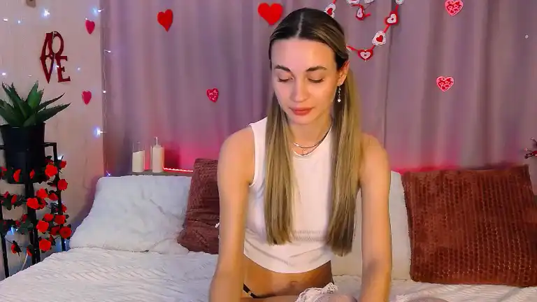Ariahills – Streamate Live Cam Video – 2025-02-19 03:47:33
