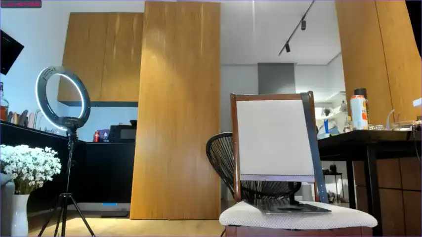 Aya_hitakayama – Chaturbate Live Cam Video – 2025-12-18 03:30:32