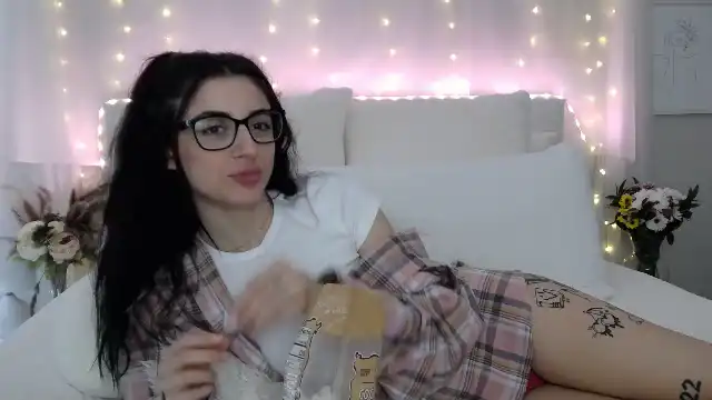 Gigi-belle – Flirt4free Live Cam Video – 2025-08-16 12:18:01