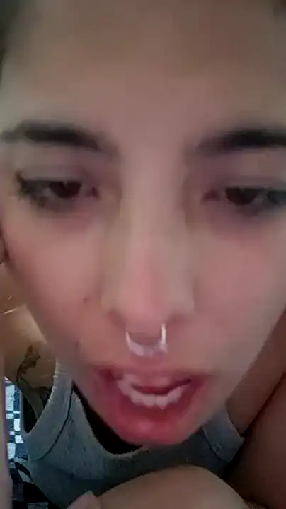 Aniie – Amateur.tv Live Cam Video – 2025-03-30 09:32:22