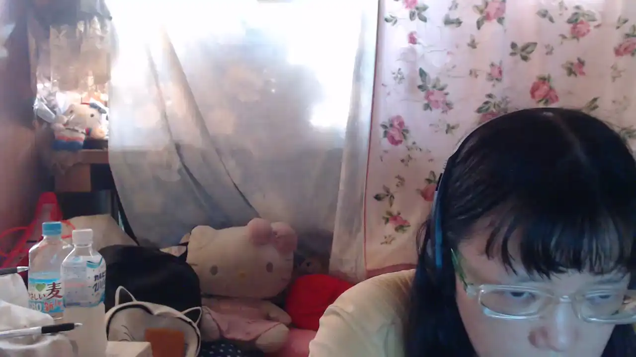 Xxkuuronxx – Sakuralive Live Cam Video – 2025-10-17 23:52:07