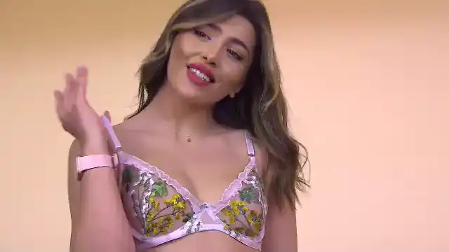 July-paulsen – Flirt4free Live Cam Video – 2026-02-04 09:35:51