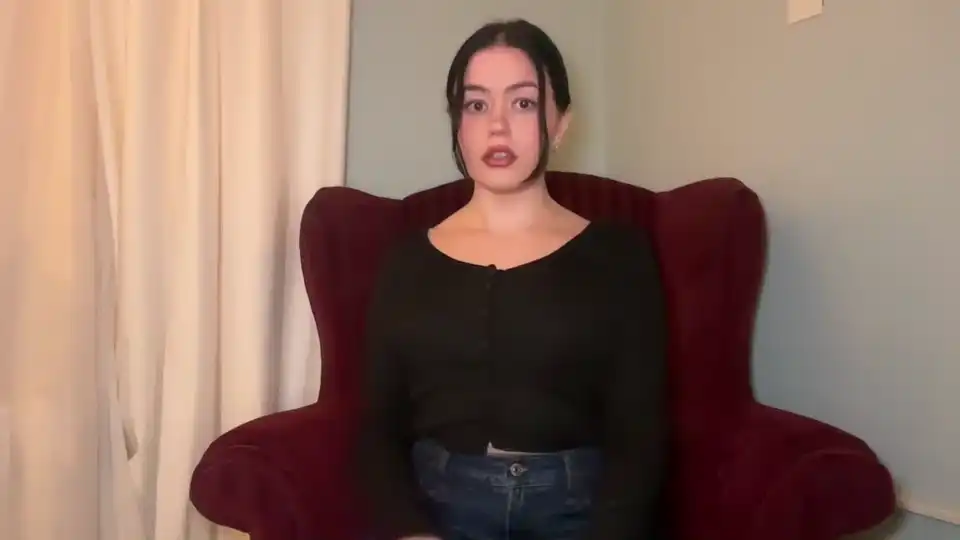 Littlesugarpea – Chaturbate Live Cam Video – 2026-02-11 15:22:17