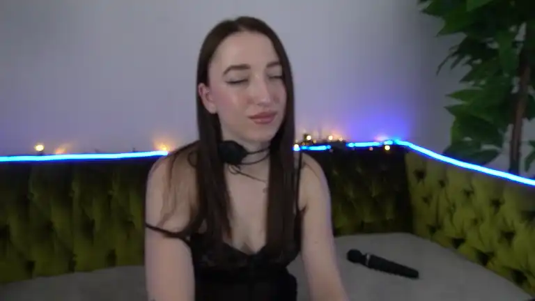 Monamourr – Streamate Live Cam Video – 2025-02-13 00:00:16