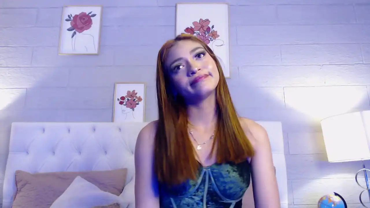 Emliesaenz – Xlovecam Live Cam Video – 2026-05-10 15:46:34