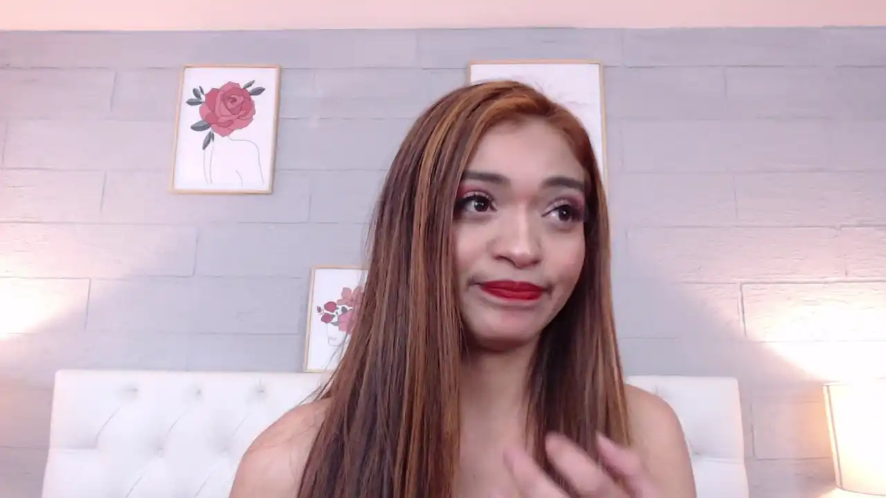 Emliesaenz – Xlovecam Live Cam Video – 2025-09-15 12:36:54
