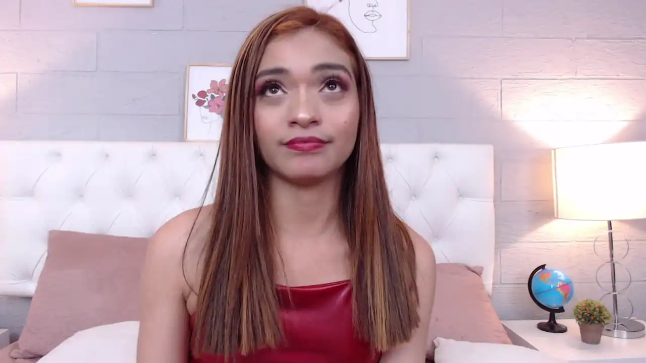 Emliesaenz – Xlovecam Live Cam Video – 2026-05-26 10:35:11