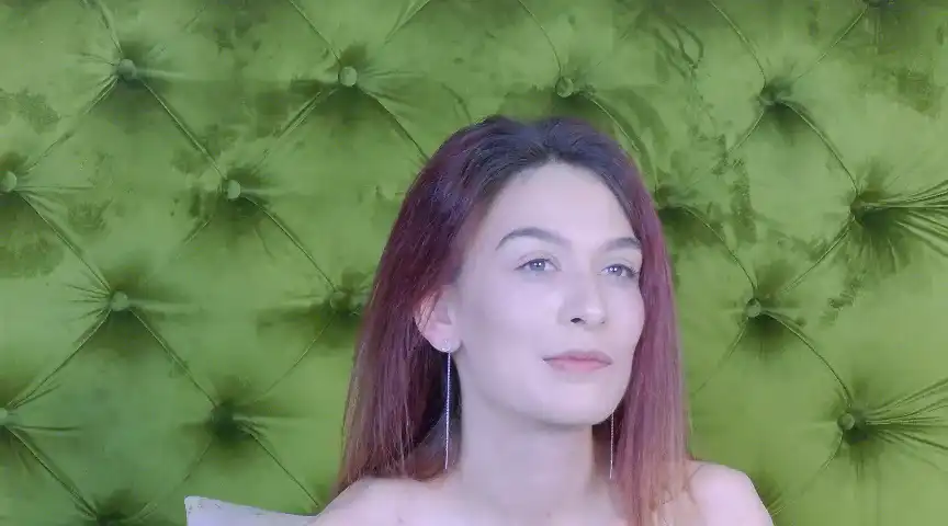 Kloeyadams – Stripchat Live Cam Video – 2025-10-01 04:32:33