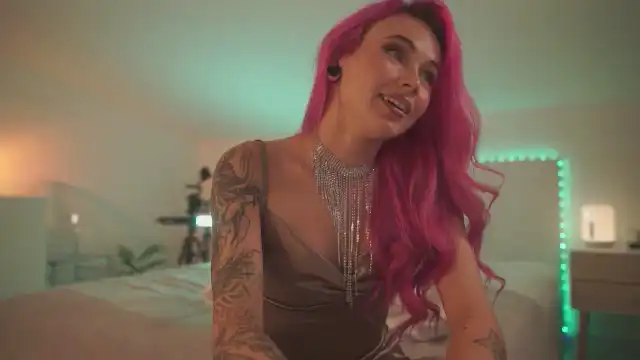 Sarah_pink – Myfreecams Live Cam Video – 2025-04-22 08:22:22