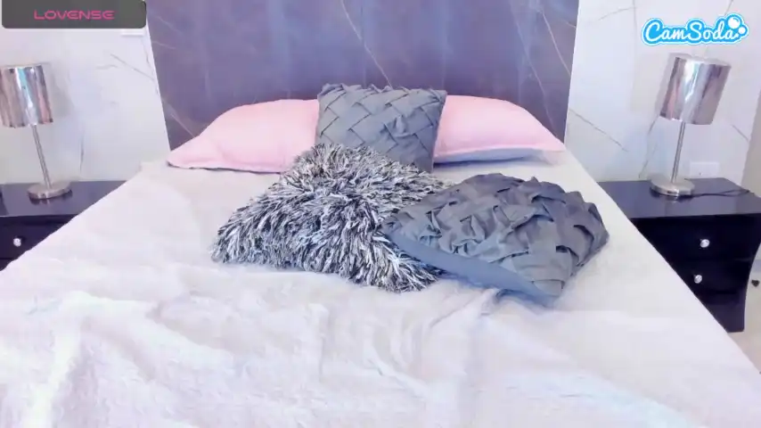 Bellagrey – Camsoda Live Cam Video – 2025-05-01 18:44:26